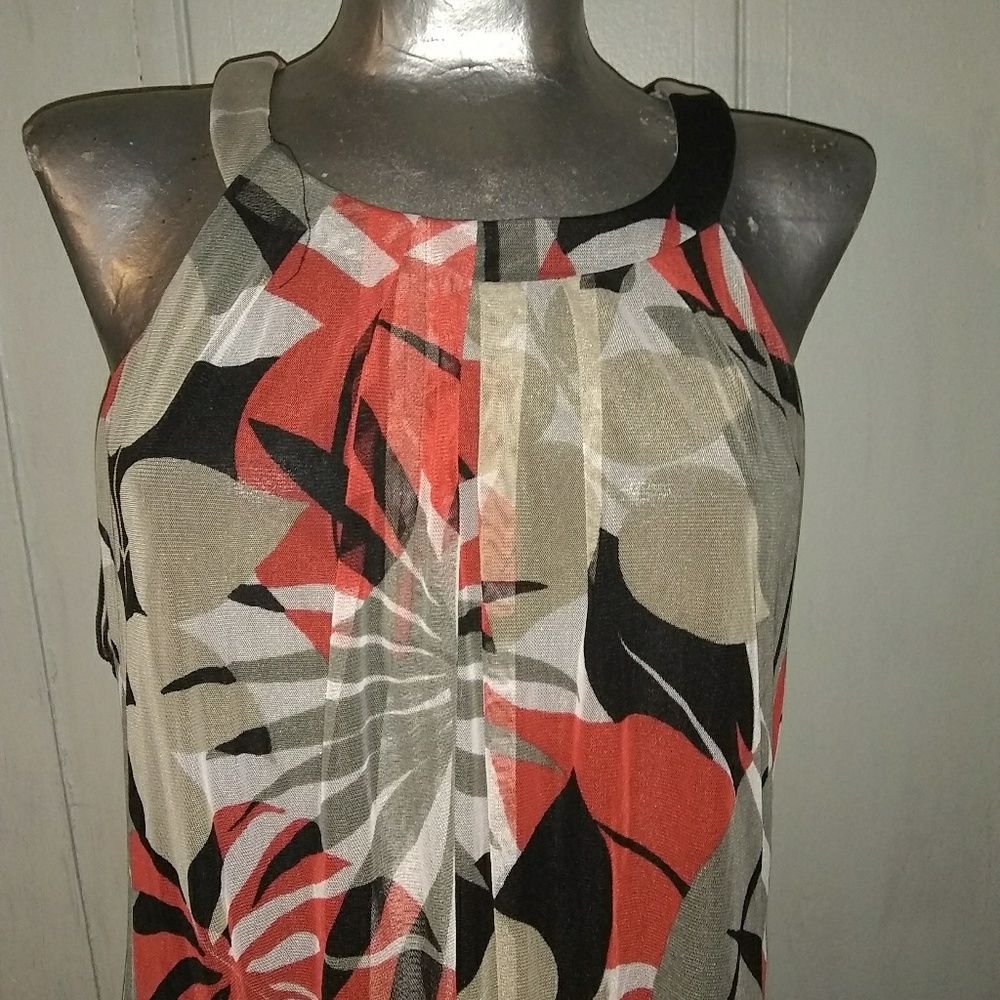 Dress - Picture 4 of 4